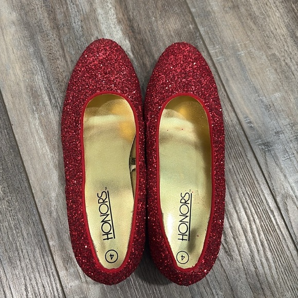 Dorthy Wizard of OZ dress & Vintage Ruby Slippers - Picture 5 of 13